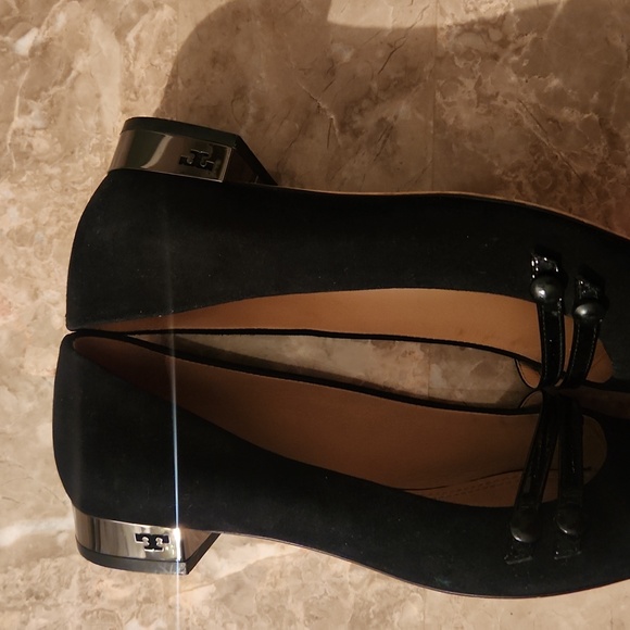 TORY BURCH CARLA POINTED LANCASTER BALLET FLATS - Picture 7 of 9